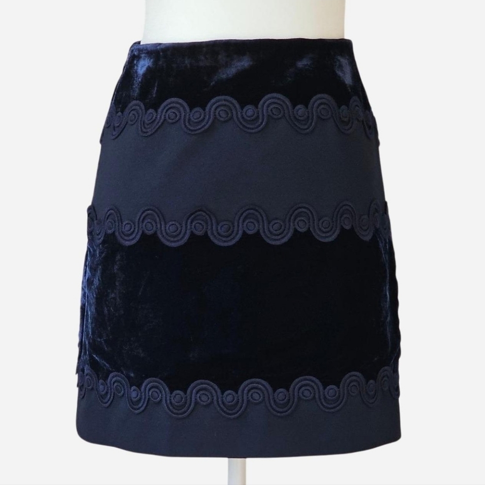 SANDRO Women's Size 1 Or Small Navy Blue Velvet Braided Mini Skirt - Picture 2 of 8